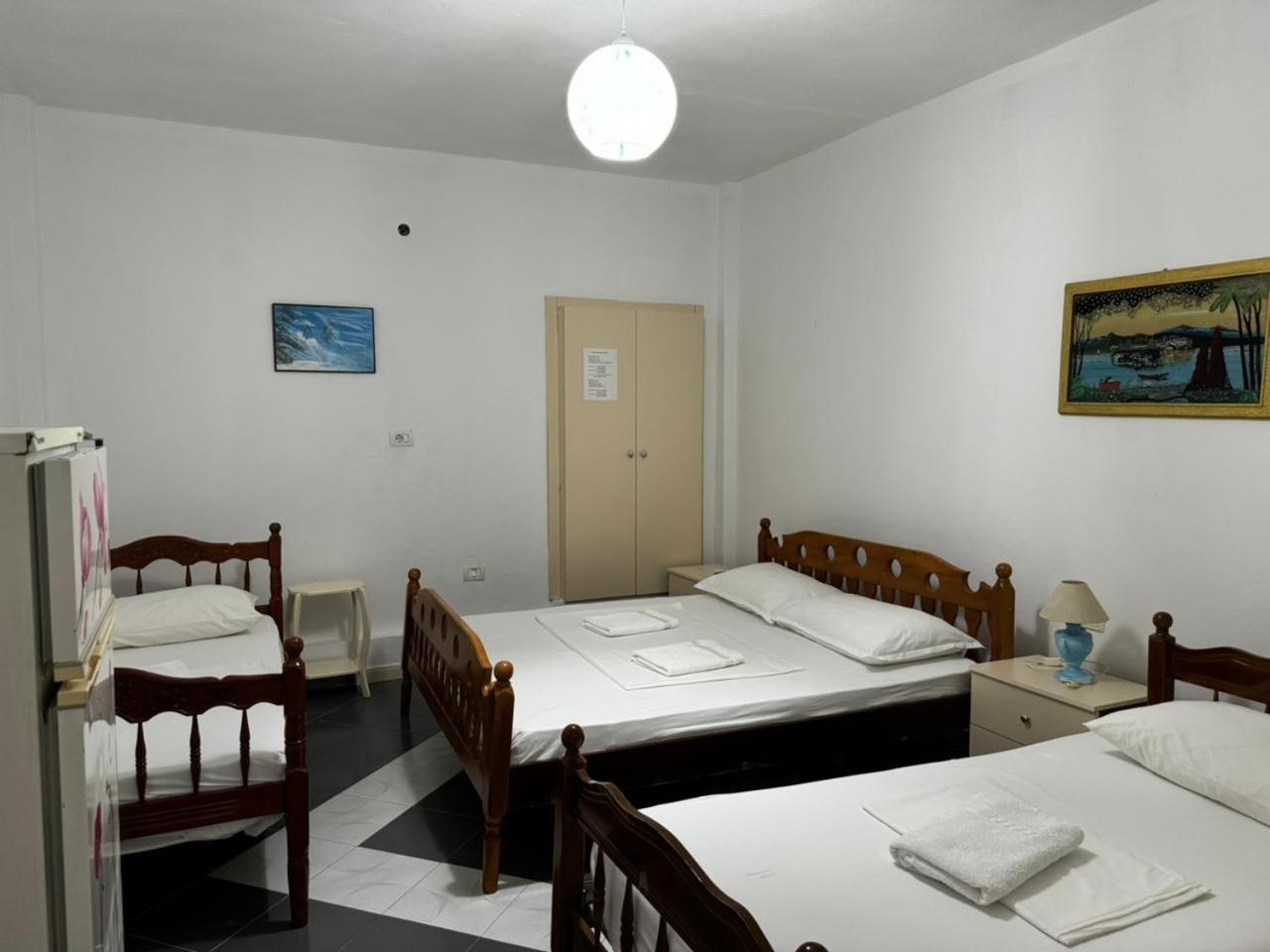 Guesthouse Novi Дуррес Экстерьер фото