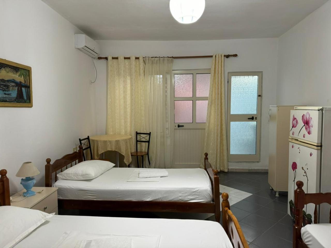 Guesthouse Novi Дуррес Экстерьер фото