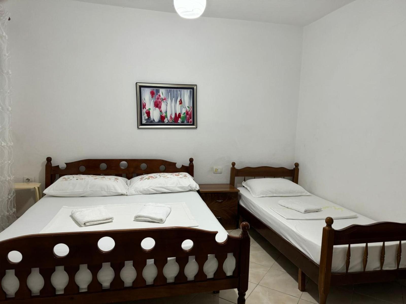 Guesthouse Novi Дуррес Экстерьер фото