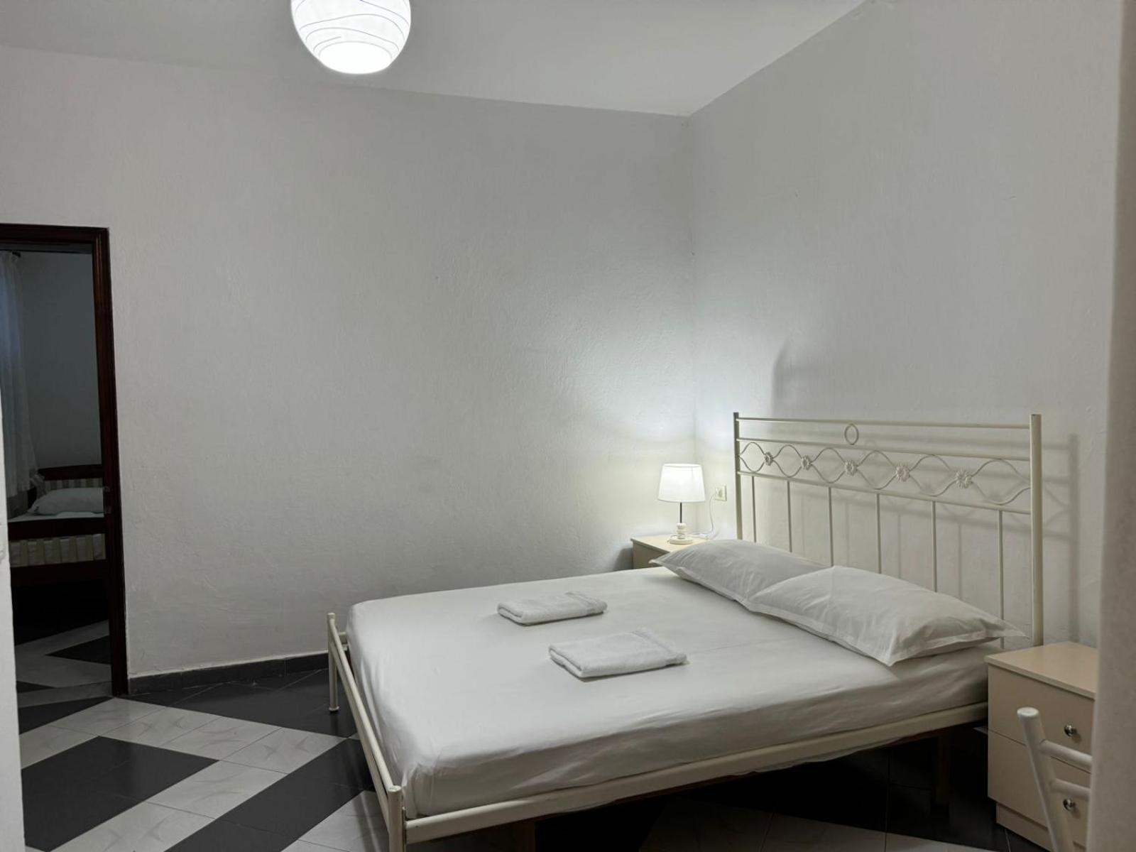 Guesthouse Novi Дуррес Экстерьер фото