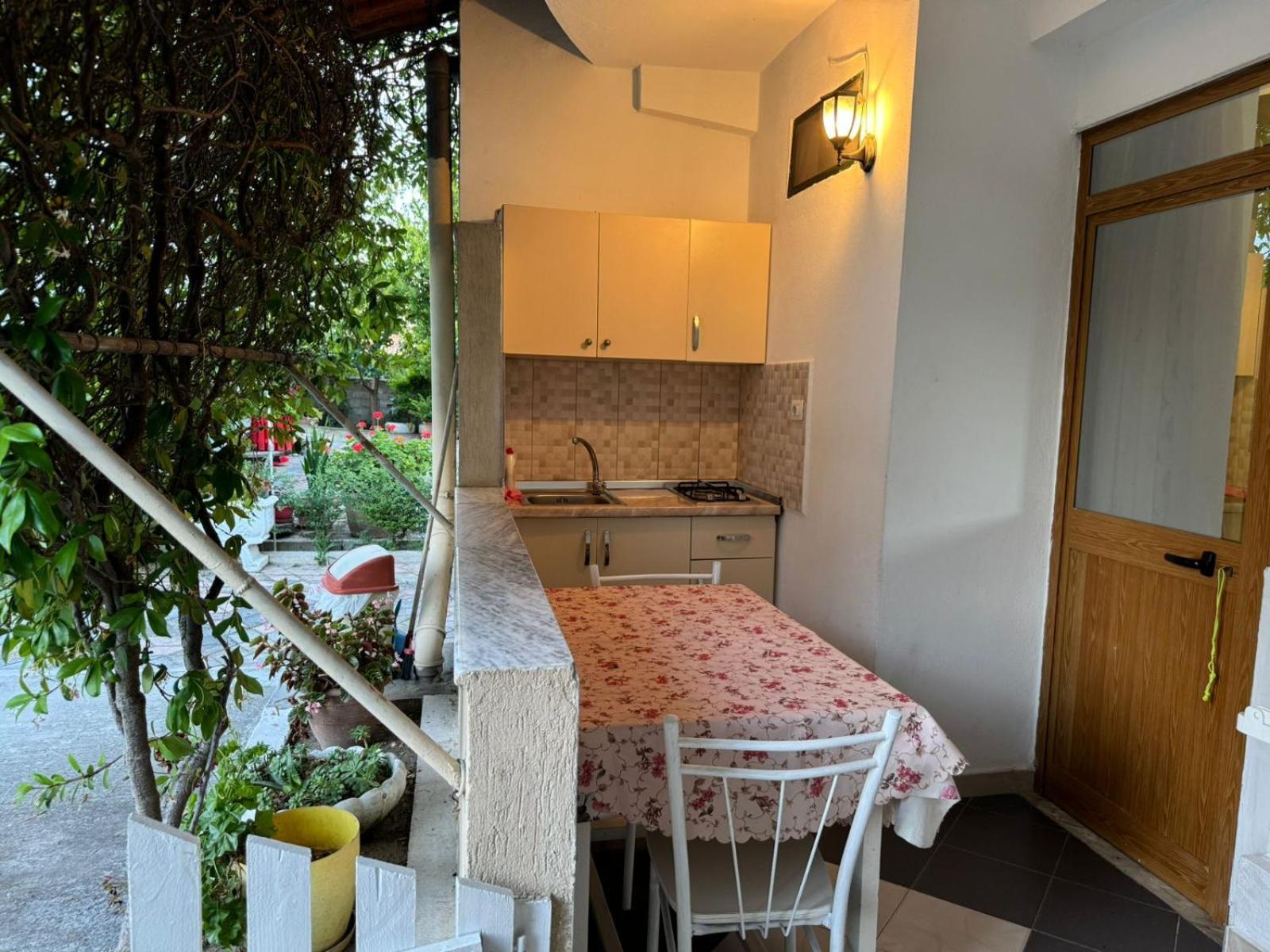 Guesthouse Novi Дуррес Экстерьер фото